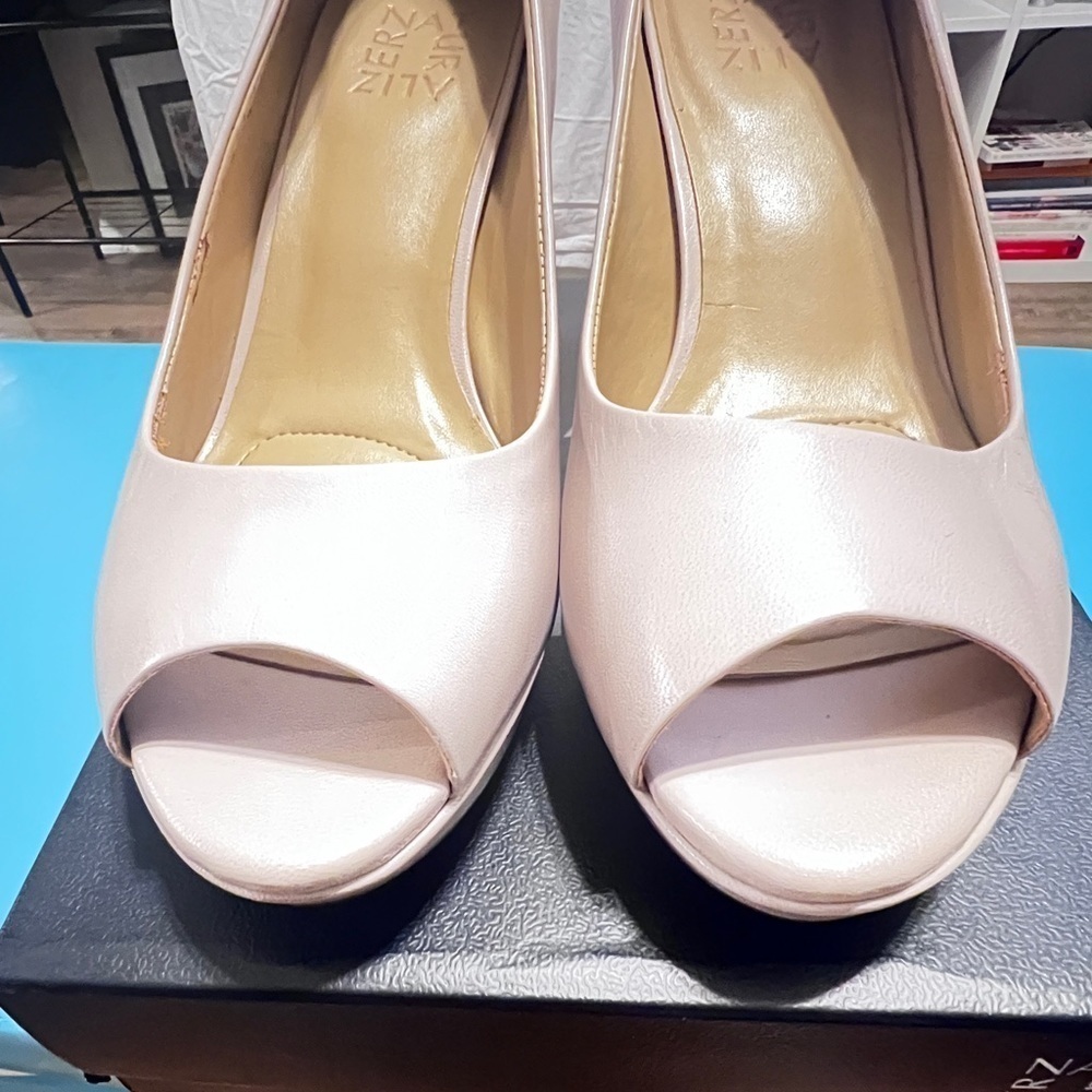 NATURALIZER Womens Nude Arch Support Amie Peep Toe Block Heel Slip On Pumps 9M‍‍ - Picture 4 of 13